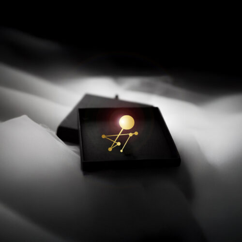 broche
